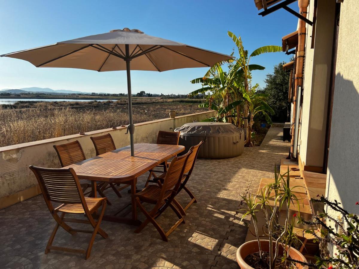 Villa Esclusiva In Riserva Naturale Torre Nubia ภายนอก รูปภาพ