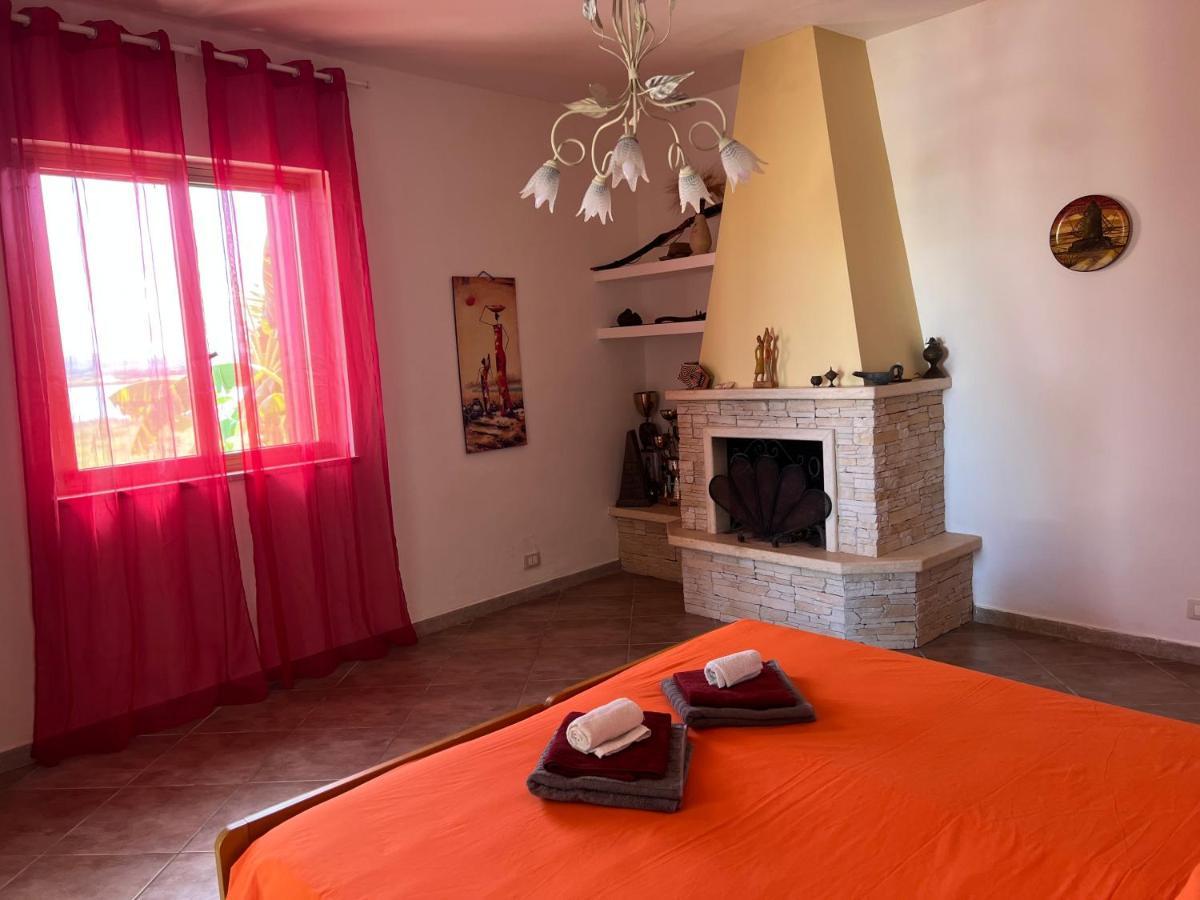 Villa Esclusiva In Riserva Naturale Torre Nubia ภายนอก รูปภาพ